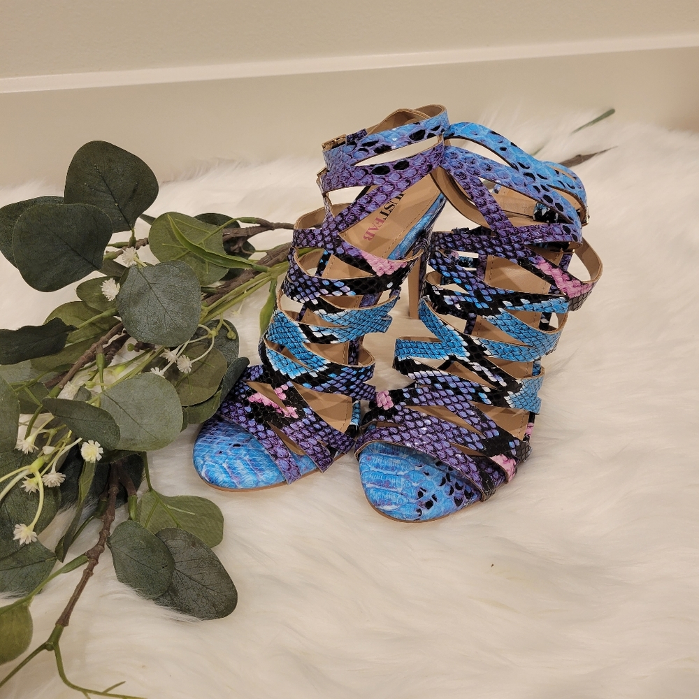NIB Vegan Snakeskin Stilleto